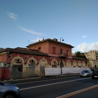 Pra’, si accende il dibattito sul futuro della vecchia stazione ferroviaria