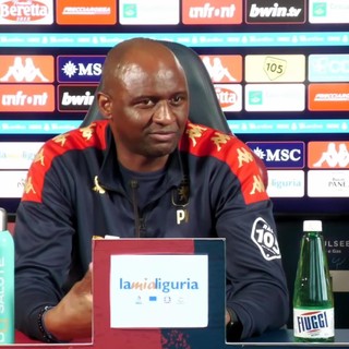 Mister Vieira in conferenza stampa (immagine di repertorio)