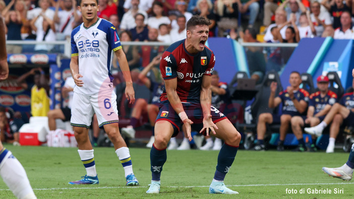 Tra malasorte ed errori al “Ferraris” la spunta l'Hellas Verona: Genoa battuto 2-0 Tra malasorte ed errori al “Ferraris” la spunta l'Hellas Verona: Genoa battuto 2-0