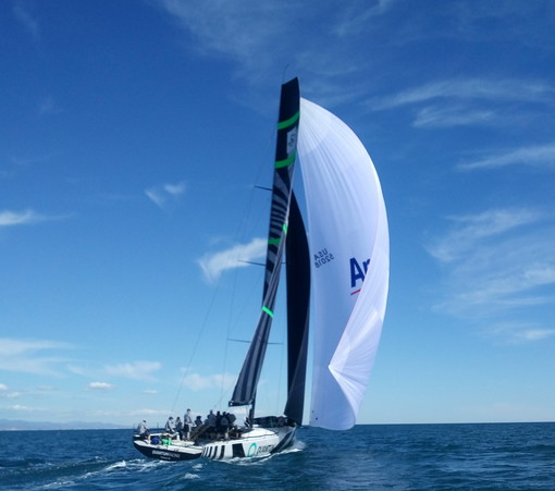 La prima vela al mondo in grafene è dell'Istituto Italiano di Tecnologia di Genova La prima vela al mondo in grafene è dell'Istituto Italiano di Tecnologia di Genova