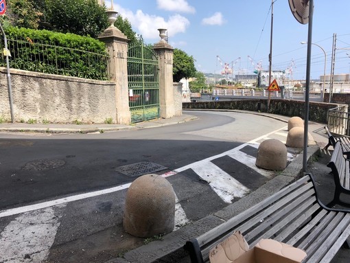 Pegli e Multedo, giro di vite contro la sosta selvaggia Pegli e Multedo, giro di vite contro la sosta selvaggia