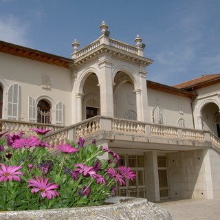 Pubblicato dai Rotary del Ponente ligure e di Genova il bando per una borsa di studio Pubblicato dai Rotary del Ponente ligure e di Genova il bando per una borsa di studio