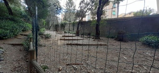 Sestri Ponente, l’area cani in Villa Rossi ha fatto flop