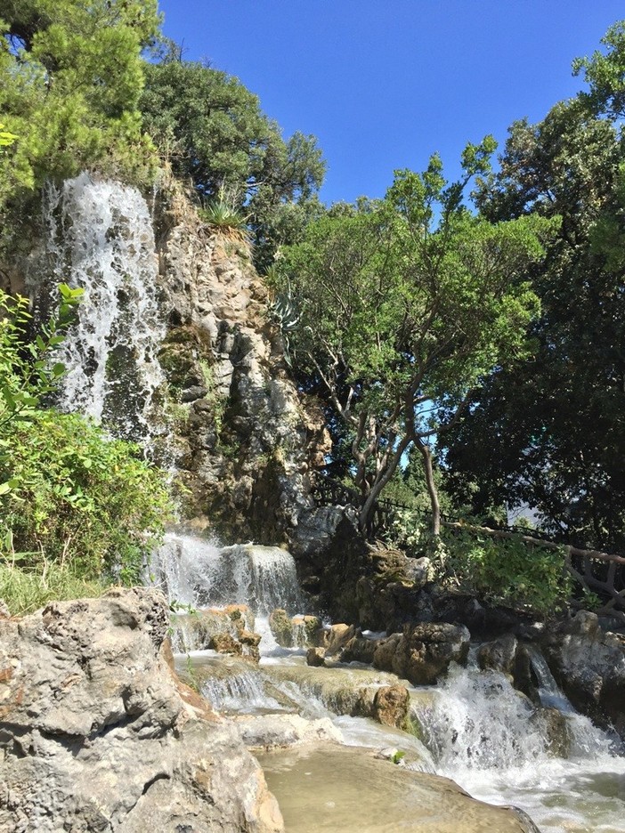 De Benedictis, (FdI): "Villetta Di Negro in stato di degrado, sporcizia, processionarie e servizi igienici malandati"