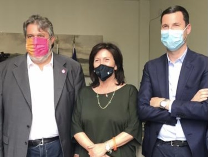 Servizi funebri, Vaccarezza e Menini (Cambiamo!): "Approvato l'emendamento che dà tre anni di tempo alle Pubbliche Assistenze per adeguarsi alla nuova Legge Regionale" Servizi funebri, Vaccarezza e Menini (Cambiamo!): "Approvato l'emendamento che dà tre anni di tempo alle Pubbliche Assistenze per adeguarsi alla nuova Legge Regionale"