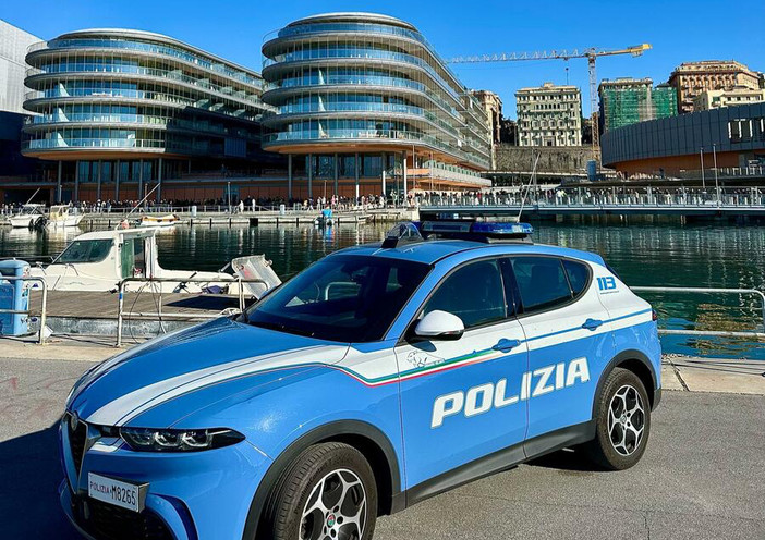 Furto al Waterfront Mall: incastrati dalle telecamere, rintracciati e denunciati due giovani dalla Polizia