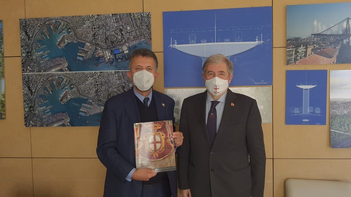 Palazzo Tursi: incontro tra il Sindaco Marco Bucci e l'ambasciatore del Messico in Italia Carlos Eugenio Garcìa de Alba Zepeda