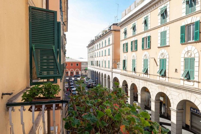 Sestri, la crisi sempre più marcata di via Biancheri Sestri, la crisi sempre più marcata di via Biancheri