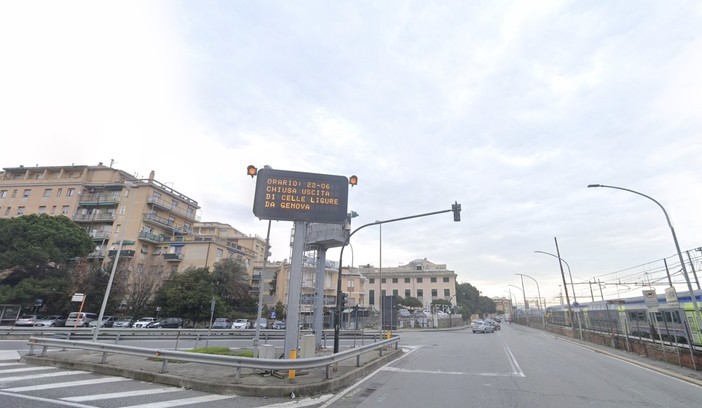 Lavori al casello di Pra’ e cittadini inghiottiti nel traffico, si reclamano soluzioni