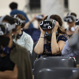 "Genova Reloaded": aperitivo con la realtà virtuale e poi il film "Regina" presentato da Francesco Montanari