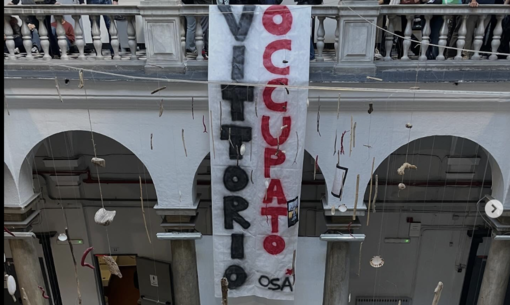 Gli studenti del Vittorio Emanuele Ruffini occupano l'istituto: “Questa scuola è nostra. La lotta continua” Gli studenti del Vittorio Emanuele Ruffini occupano l'istituto: “Questa scuola è nostra. La lotta continua”