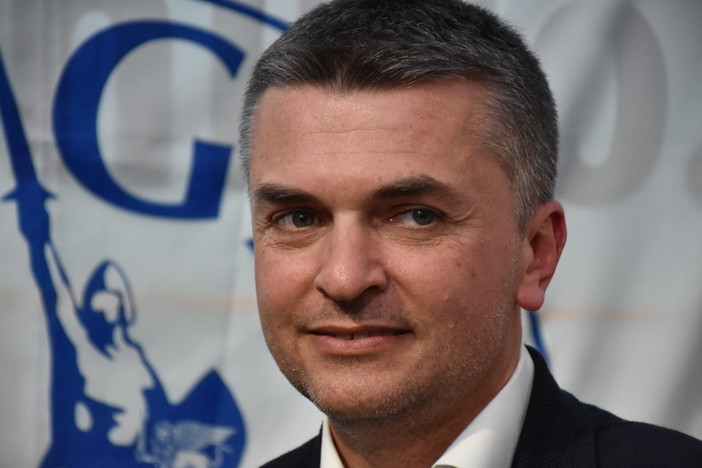 Green pass, Rixi (Lega): "La Francia è indietro con vaccinazioni, no all'obbligo in Italia"