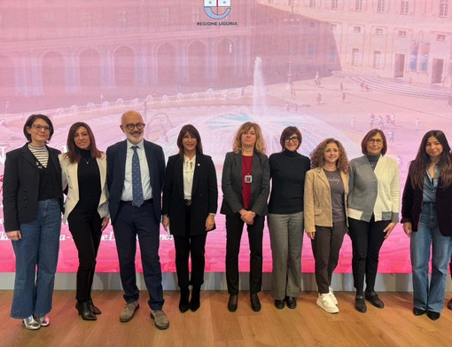 'Pari opportunità a scuola', la Regione premia i tre progetti vincitori