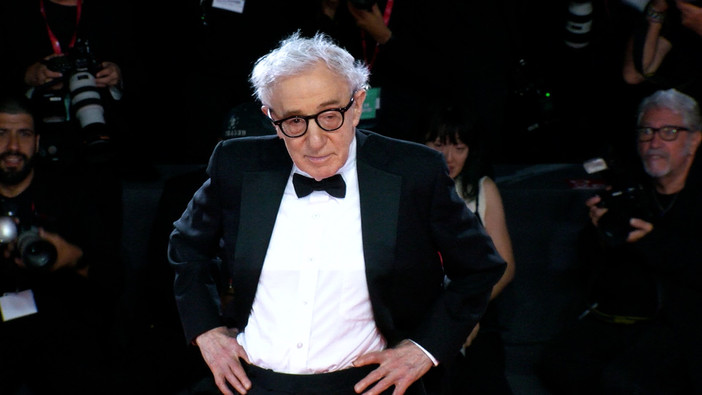 Coup de chance, Woody Allen presenterà in diretta streaming all'America il suo ultimo film Coup de chance, Woody Allen presenterà in diretta streaming all'America il suo ultimo film