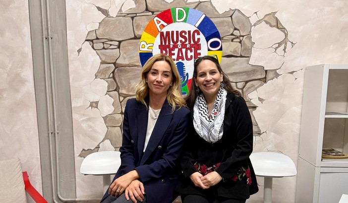 La sindaca Salis incontra l'ambasciatrice palestinese: "Toccante sentire le storie del suo popolo"