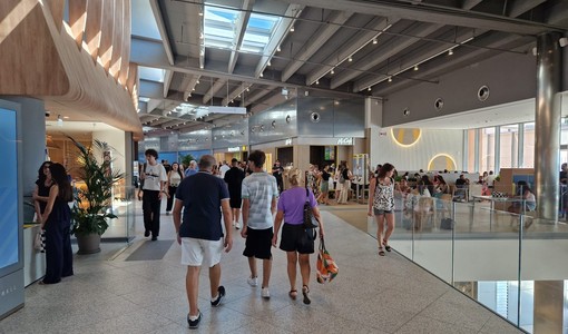 Il Waterfront Mall pronto a ospitare anche una palestra e i negozi di Genoa e Sampdoria Il Waterfront Mall pronto a ospitare anche una palestra e i negozi di Genoa e Sampdoria