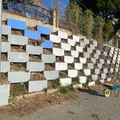 Ca' Nuova, via Cravasco non si arrende al degrado: imbrattamento ripulito a tempo di record dal Comitato