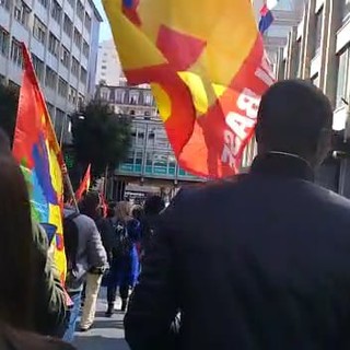 Cooperativa Lanza Del Vasto, lavoratori in piazza per chiedere gli stipendi