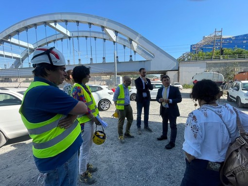 Sopralluogo ai cantieri della Valpolcevera, apertura della sponda sinistra entro l’autunno 2026 Sopralluogo ai cantieri della Valpolcevera, apertura della sponda sinistra entro l’autunno 2026
