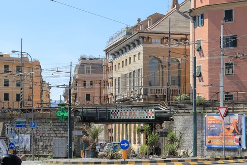 Municipio Centro Ovest: approvata la mozione di sfiducia nei confronti del presidente Falcidia Municipio Centro Ovest: approvata la mozione di sfiducia nei confronti del presidente Falcidia