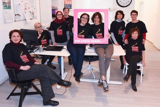 Al Winter park di Genova va in scena il flash mob contro la violenza sulle donne e non solo [FOTO]