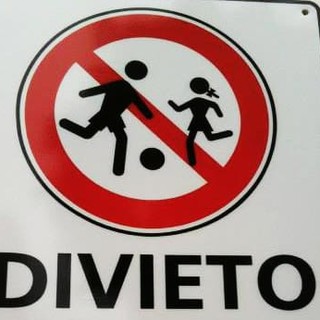 “Ho tredici anni ma per me il pallone non rotola più”: l’ingiusto sistema delle società calcistiche di fare selezione
