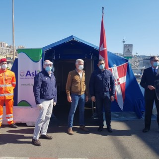 Emergenza coronavirus: lo Yacht club italiano fa rotta verso la solidarietà per la nave ospedale Emergenza coronavirus: lo Yacht club italiano fa rotta verso la solidarietà per la nave ospedale