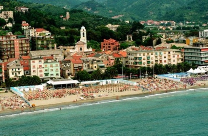 Albissola Marina festeggia la "Bandiera Blu": una tre giorni ricca di eventi dal 20 al 22 luglio Albissola Marina festeggia la "Bandiera Blu": una tre giorni ricca di eventi dal 20 al 22 luglio