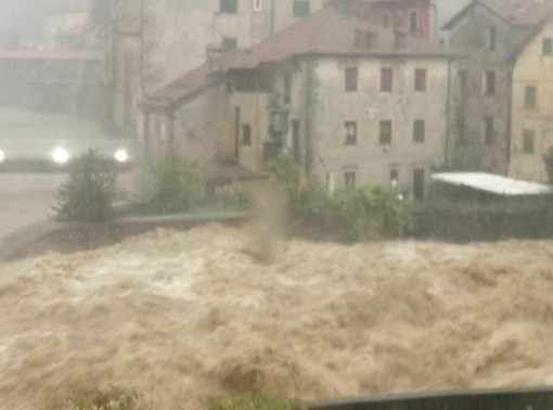 Maltempo record in Liguria, Legambiente: "Basta con la retorica della fragilità del territorio, la politica intervenga subito" Maltempo record in Liguria, Legambiente: "Basta con la retorica della fragilità del territorio, la politica intervenga subito"