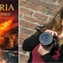 Angela Perri debutta con "Vittoria, come una Fenice": un viaggio ispirato a una storia vera attraverso la Liguria Angela Perri debutta con "Vittoria, come una Fenice": un viaggio ispirato a una storia vera attraverso la Liguria