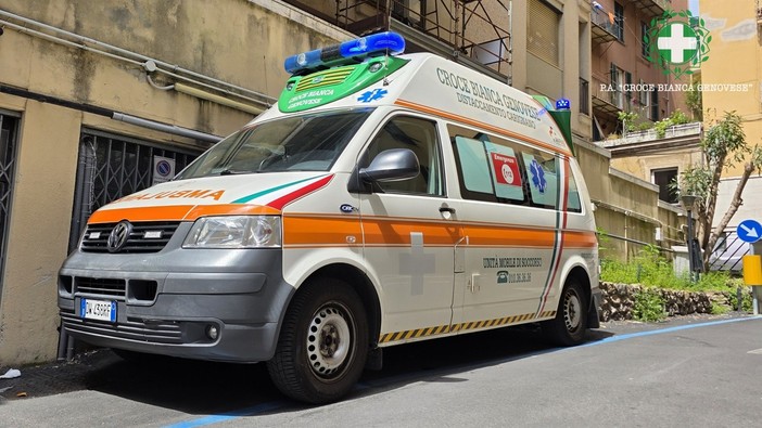 Accoltellamento in via Bologna, 32enne ferito a una gamba Accoltellamento in via Bologna, 32enne ferito a una gamba