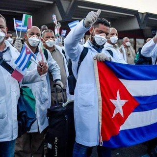 Covid-19, Italia-Cuba scrive a Toti: "Chiediamo l'intervento delle Brigate Mediche Cubane"