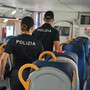 Principe, ruba un trolley su un treno e aggredisce gli agenti: condannato a un anno e sei mesi Principe, ruba un trolley su un treno e aggredisce gli agenti: condannato a un anno e sei mesi