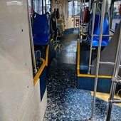 Due fratelli minorenni fermati a Begato dopo la rissa sul bus: denunciati per minacce, danneggiamenti e oltraggio Due fratelli minorenni fermati a Begato dopo la rissa sul bus: denunciati per minacce, danneggiamenti e oltraggio