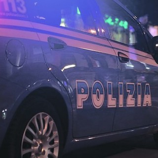 Rapina nella notte in via Gramsci: denunciati un 20enne e un minorenne
