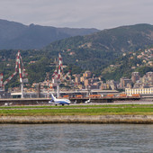 Ipotesi declassamento per l’aeroporto di Genova, Scajola in consiglio: “Rassicurati dalla risposta di Rixi”