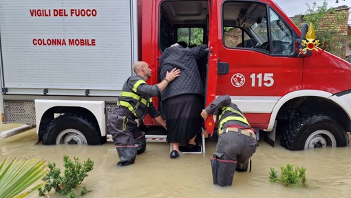 Alluvione in Emilia Romagna, anche i Vigili del fuoco liguri impegnati nei soccorsi (foto e video)