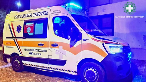 Notte di follia alla Commenda: 29enne attraversa il falò e si ustiona, uomo tenta di bloccare i soccorsi Notte di follia alla Commenda: 29enne attraversa il falò e si ustiona, uomo tenta di bloccare i soccorsi