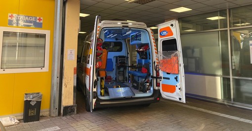 Incidente sul lavoro a Sestri Ponente, operaio cade dai ponteggi