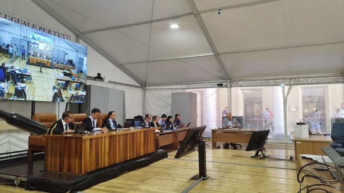 Ponte Morandi, Di Pietro: "Una sconfitta dello Stato, chiedo scusa ai familiari"