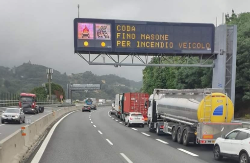 Foto tratta dal Gruppo Facebook Viabilità Genova