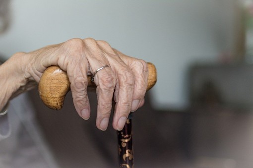 Welfare, il Comune di Genova chiama a raccolta i privati: aperto fino a dicembre il bando sponsor per la Terza Età