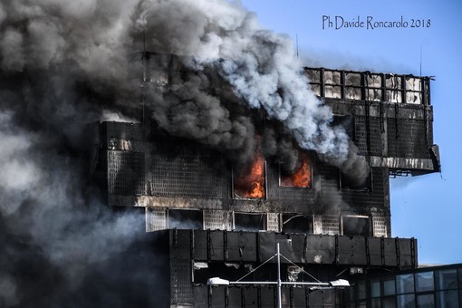 Savona, incendio all'Autorità Portuale: proseguono le indagini