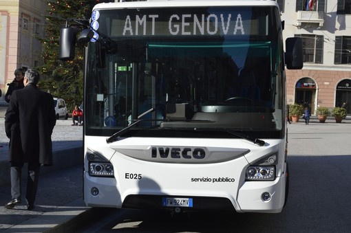 Continua il rinnovamento della flotta Amt, da oggi più green con i 12 nuovi bus ibridi (VIDEO)