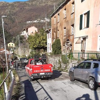 Interrotta la linea Atp a Canepa di Sori per il crollo di un fabbricato