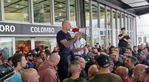 Ansaldo Energia, trovato l'accordo sulla ricapitalizzazione, sospeso lo sciopero "Adesso collaboriamo" (Video) Ansaldo Energia, trovato l'accordo sulla ricapitalizzazione, sospeso lo sciopero "Adesso collaboriamo" (Video)