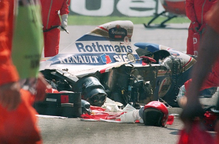 Trent'anni fa la morte in diretta di Ayrton Senna: quel lutto globale che fermò lo sport