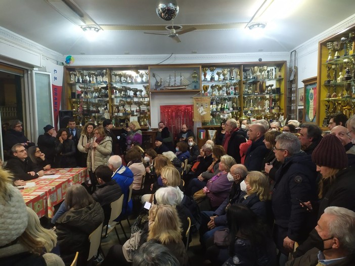 Nuova passeggiata a mare a Vernazzola, le reazioni all'incontro: "Si ascoltino i cittadini" Nuova passeggiata a mare a Vernazzola, le reazioni all'incontro: "Si ascoltino i cittadini"