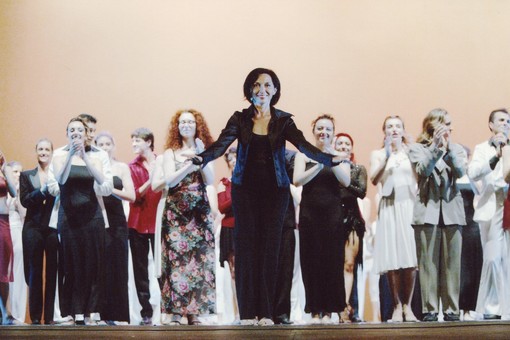Il Teatro Astra di Torino sold out per Adriana Cava: "La danza: la mia vita". Un viaggio nel tempo attraverso la carriera della coreografa torinese