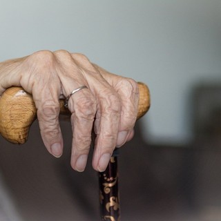Welfare, il Comune di Genova chiama a raccolta i privati: aperto fino a dicembre il bando sponsor per la Terza Età
